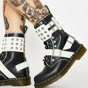 Dr Martens 1490 Joska  boots Unisex (worn once)